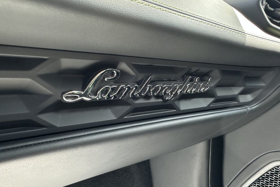 Продам Lamborghini Huracan LP610 2018 года в Киеве