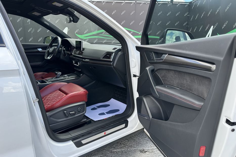 Продам Audi SQ 5 QUATTRO 2018 года в Киеве