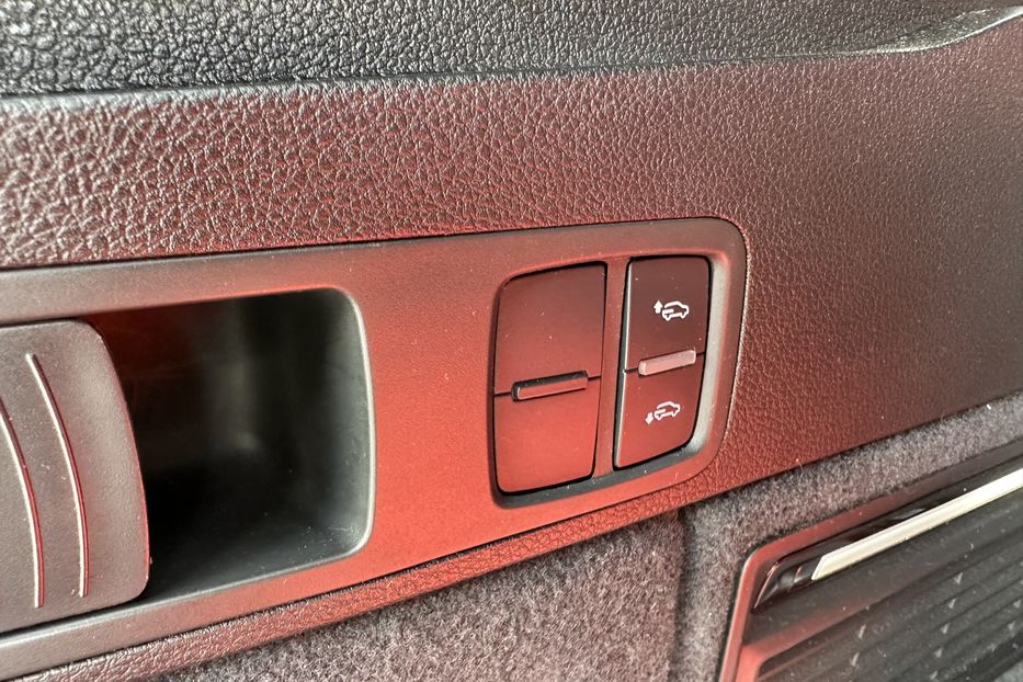 Продам Audi SQ 5 QUATTRO 2018 года в Киеве