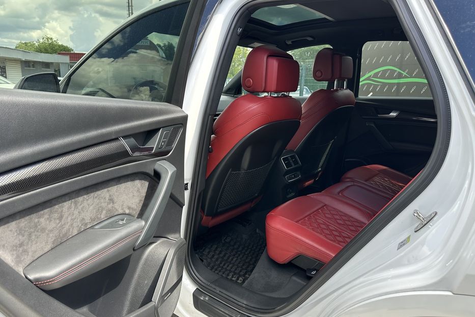 Продам Audi SQ 5 QUATTRO 2018 года в Киеве