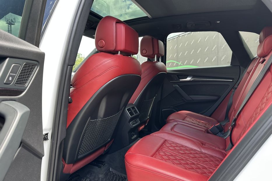 Продам Audi SQ 5 QUATTRO 2018 года в Киеве