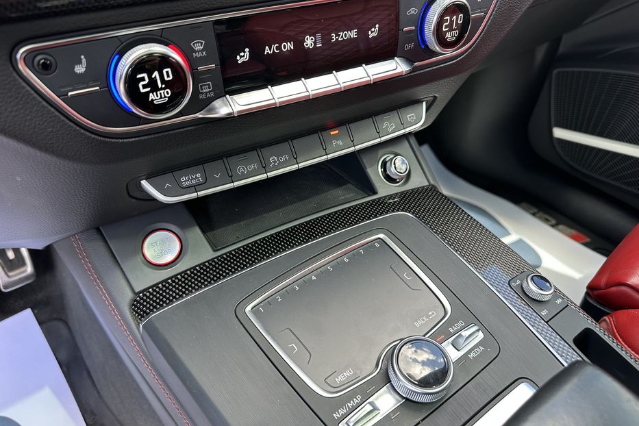 Продам Audi SQ 5 QUATTRO 2018 года в Киеве