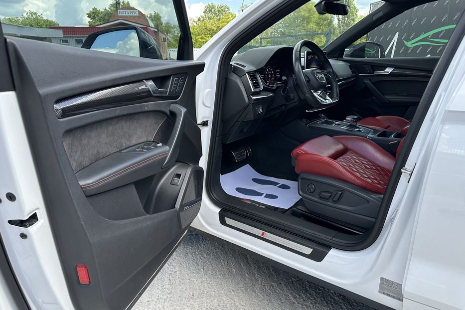 Продам Audi SQ 5 QUATTRO 2018 года в Киеве