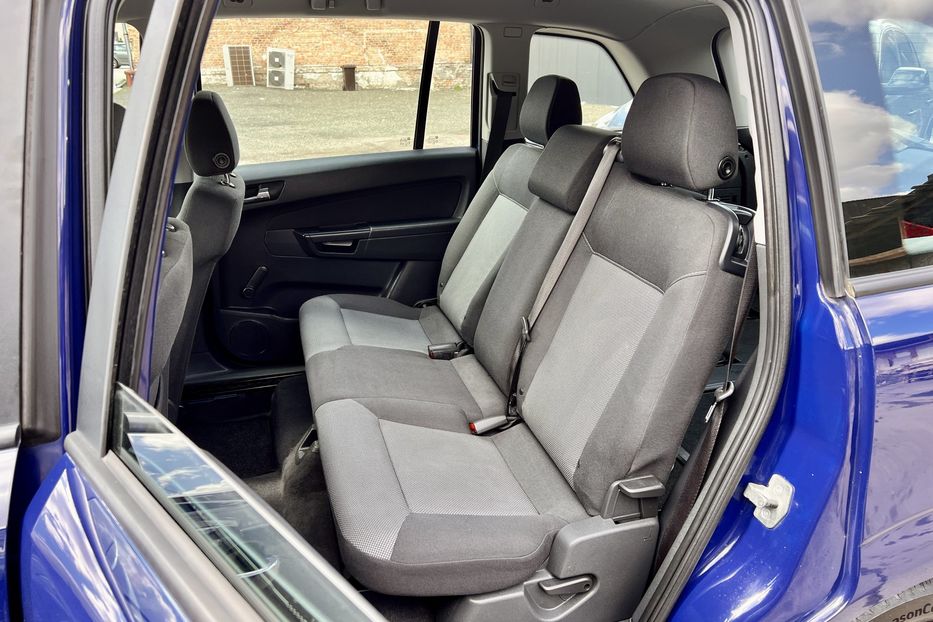 Продам Opel Zafira 2012 года в Луцке