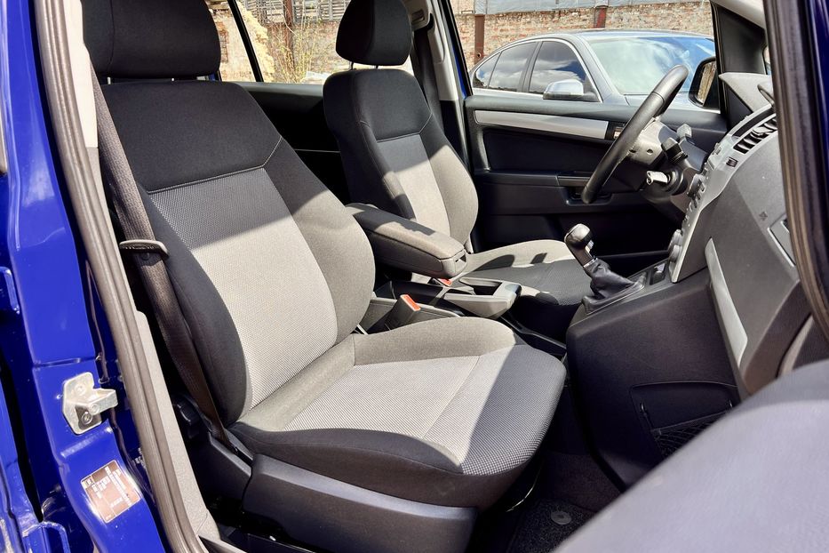 Продам Opel Zafira 2012 года в Луцке