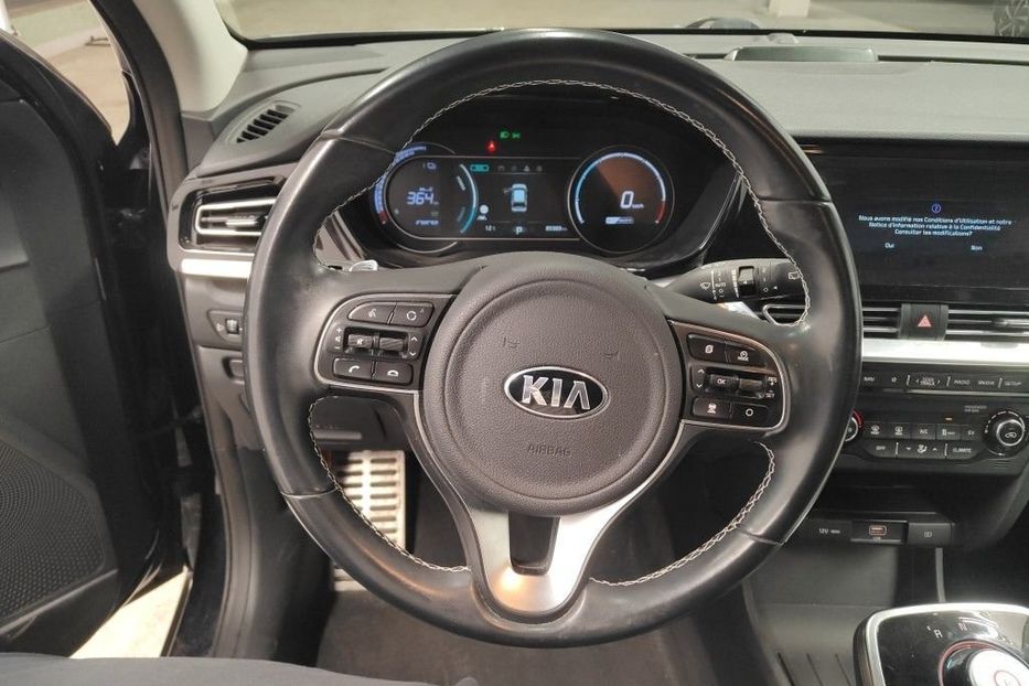 Продам Kia Niro e-Niro 150kW NAVI LED 2020 года в Львове