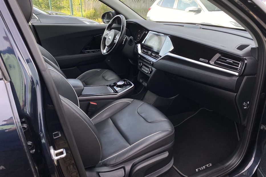 Продам Kia Niro 64kWh. Prestige. РЕЗЕРВ 2020 года в Львове