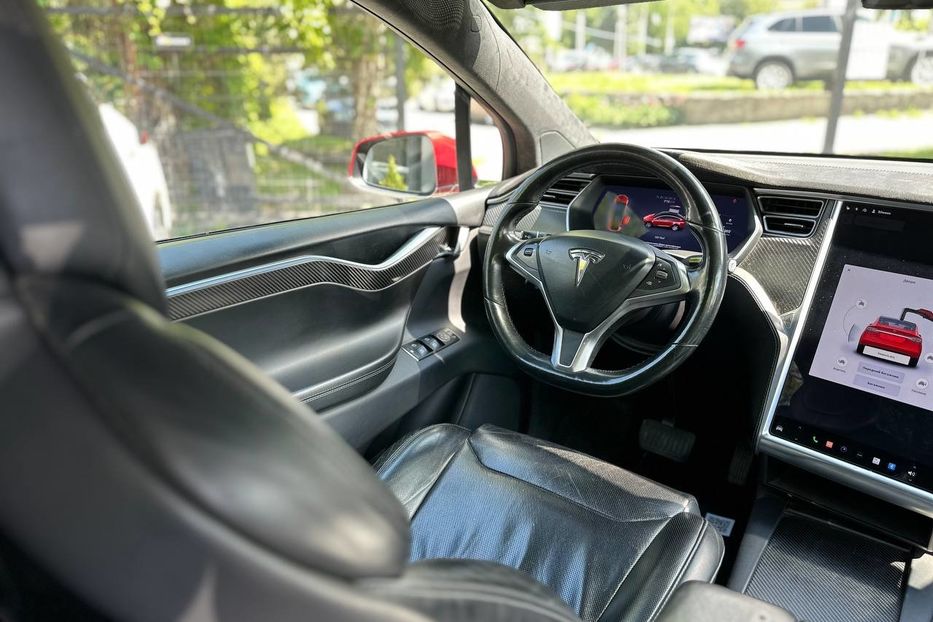 Продам Tesla Model X 75D 75 kWh Dual Motor 2016 года в Черновцах