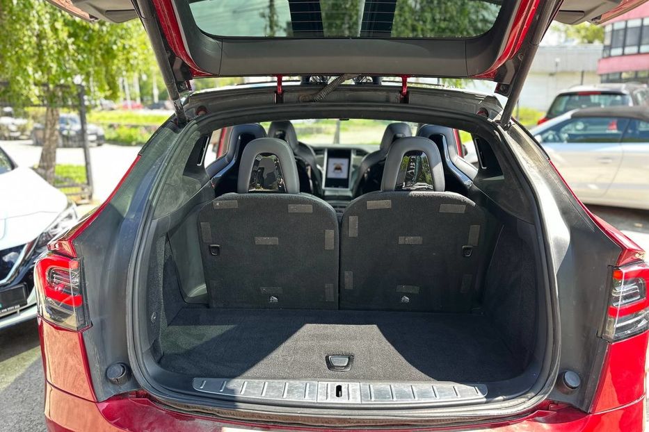 Продам Tesla Model X 75D 75 kWh Dual Motor 2016 года в Черновцах