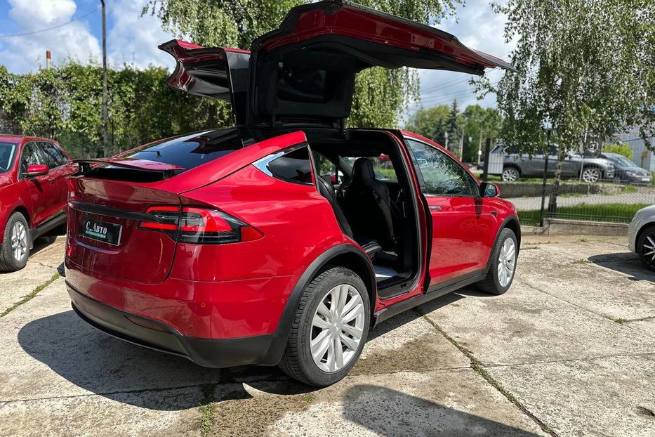 Продам Tesla Model X 75D 75 kWh Dual Motor 2016 года в Черновцах