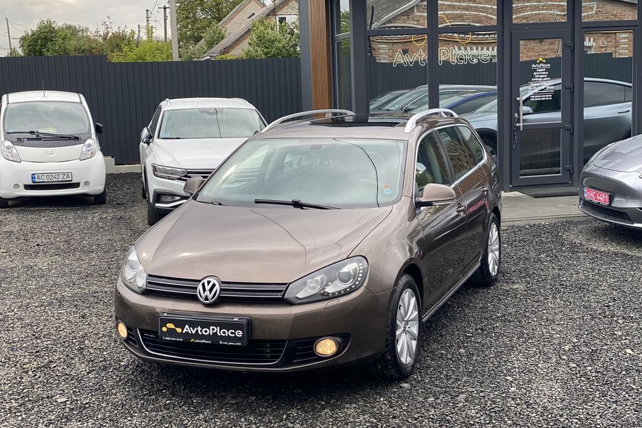 Продам Volkswagen Golf  VI 2012 года в Луцке