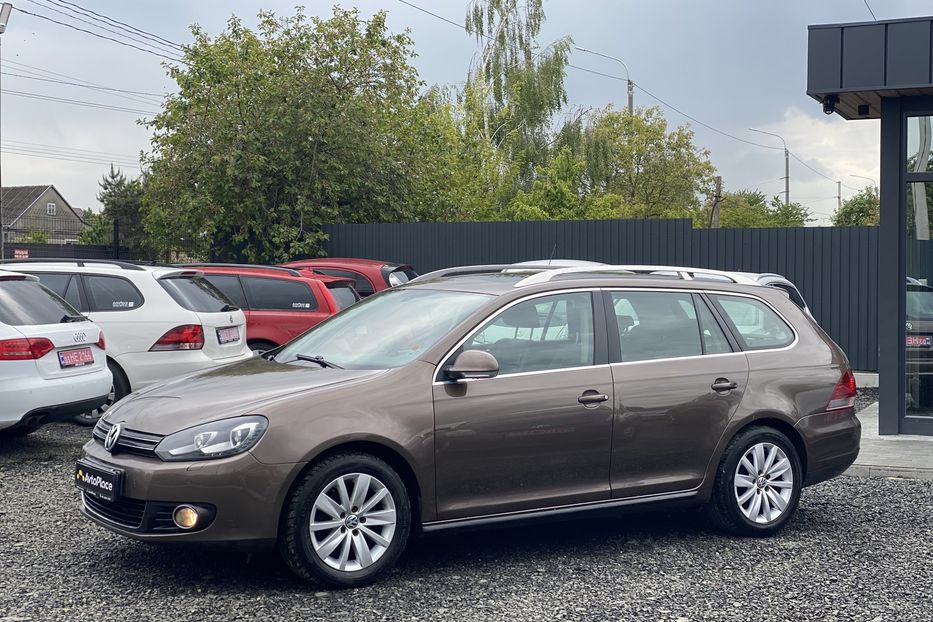 Продам Volkswagen Golf  VI 2012 года в Луцке