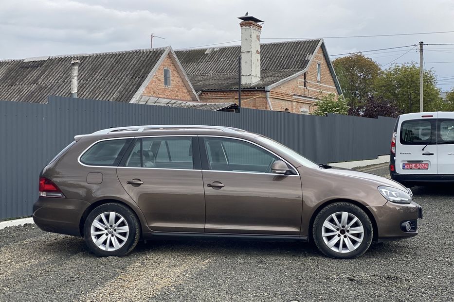 Продам Volkswagen Golf  VI 2012 года в Луцке