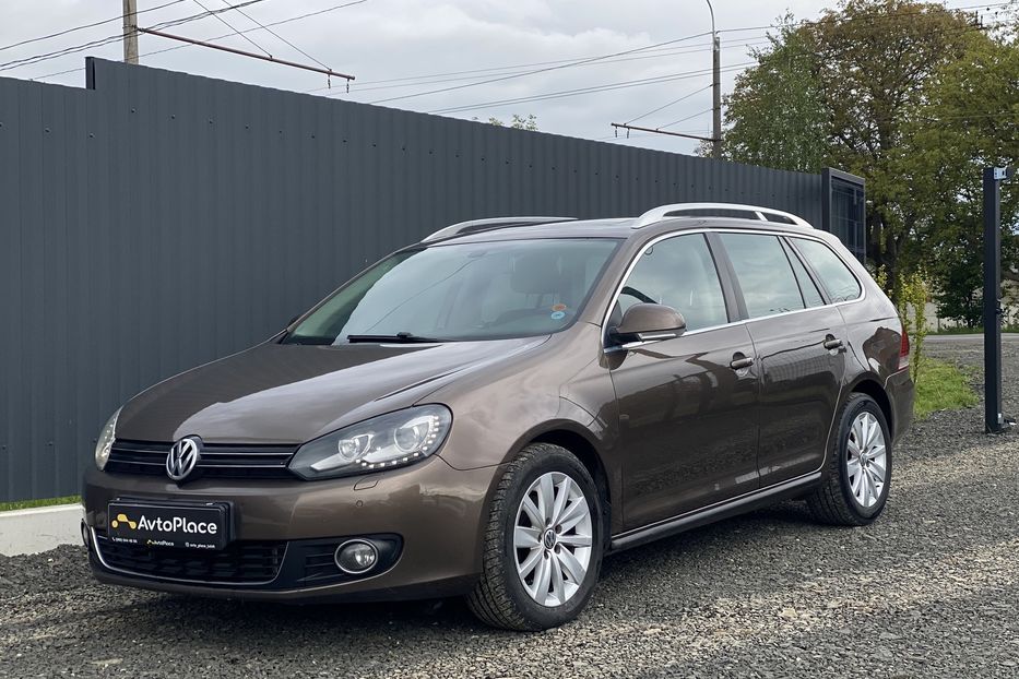 Продам Volkswagen Golf  VI 2012 года в Луцке