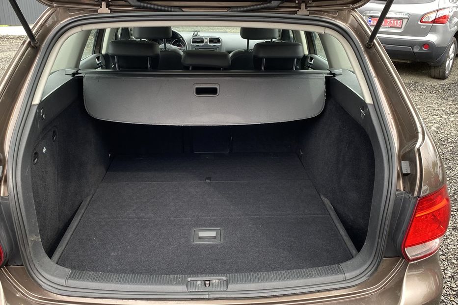 Продам Volkswagen Golf  VI 2012 года в Луцке