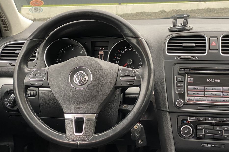 Продам Volkswagen Golf  VI 2012 года в Луцке