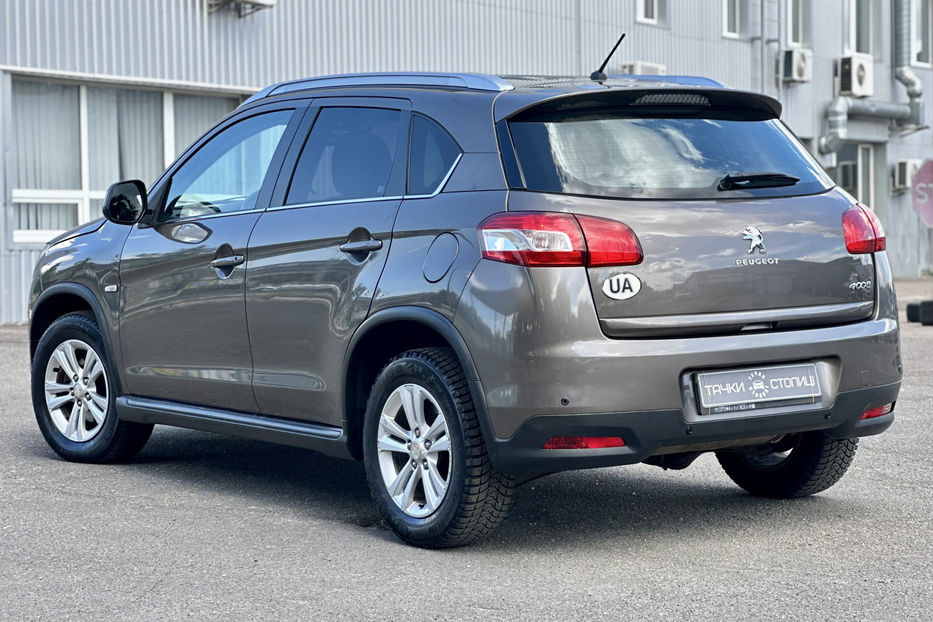 Продам Peugeot 4008 2012 года в Киеве