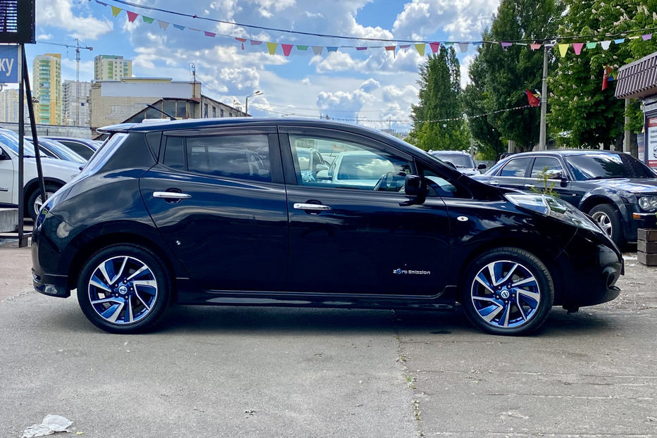 Продам Nissan Leaf 2014 года в Киеве