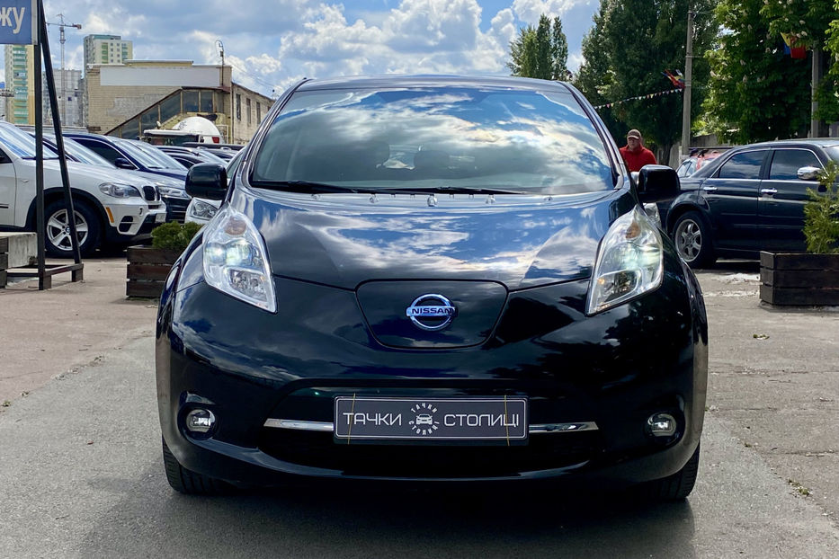 Продам Nissan Leaf 2014 года в Киеве