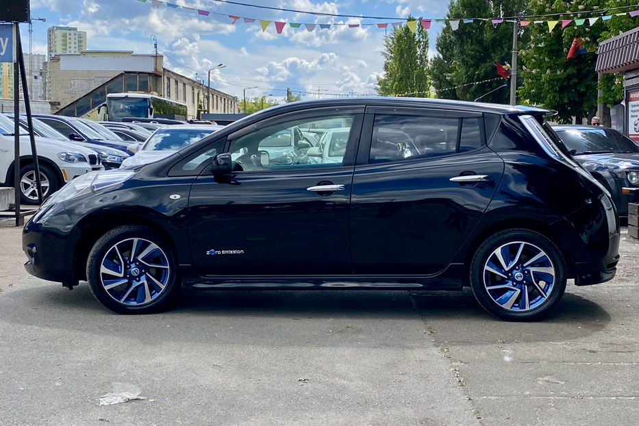 Продам Nissan Leaf 2014 года в Киеве