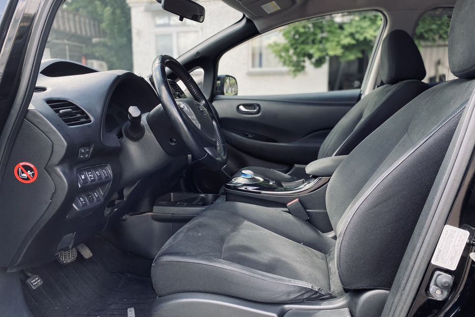 Продам Nissan Leaf 2014 года в Киеве