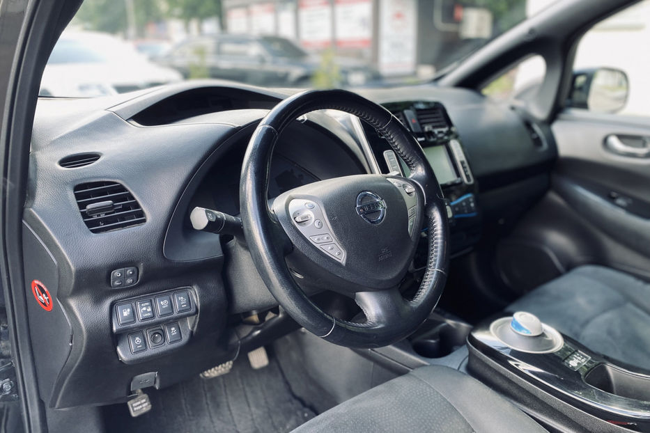Продам Nissan Leaf 2014 года в Киеве