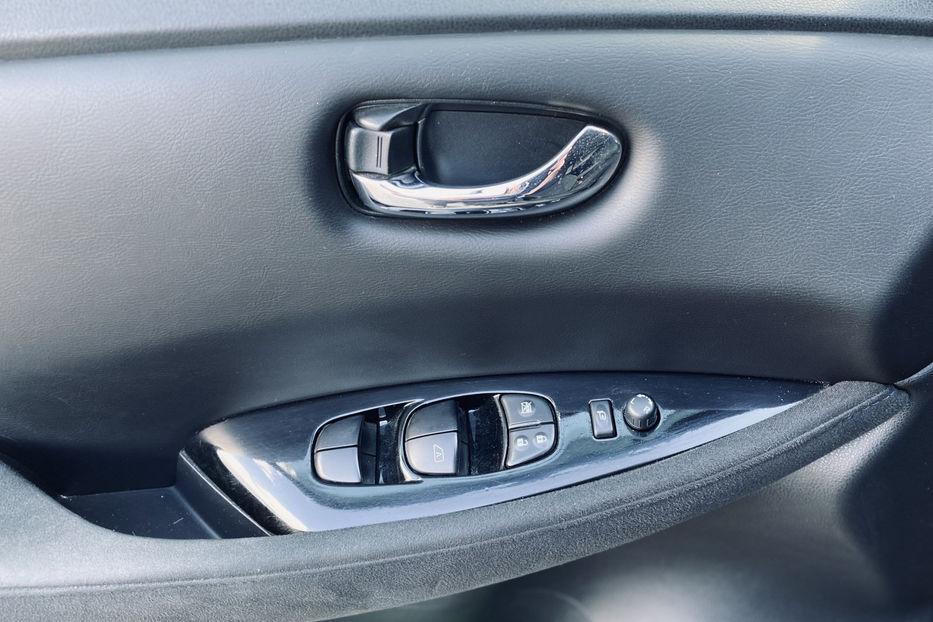 Продам Nissan Leaf 2014 года в Киеве