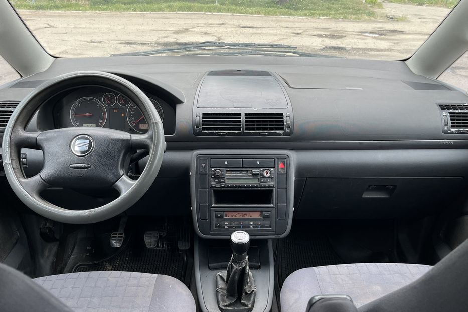 Продам Seat Alhambra 1,9 TDI 2000 года в Николаеве