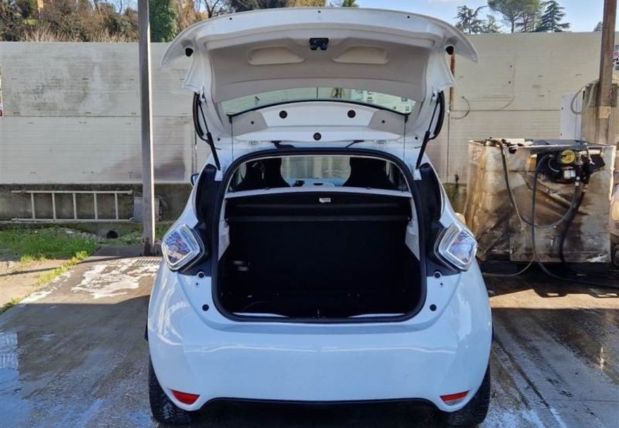 Продам Renault Zoe 41 KW/H 2019 года в Житомире
