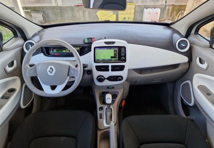 Продам Renault Zoe 41 KW/H 2019 года в Житомире