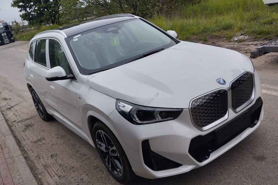 Продам BMW iX1 XDrive 30 L 2025 года в Одессе