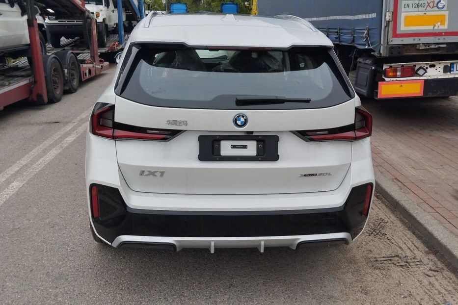 Продам BMW iX1 XDrive 30 L 2025 года в Одессе