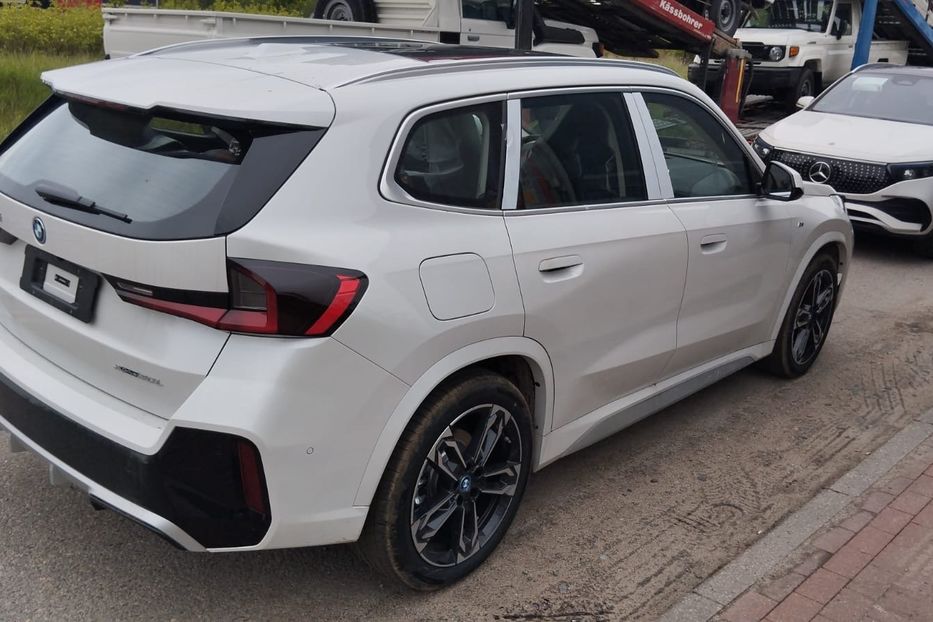 Продам BMW iX1 XDrive 30 L 2025 года в Одессе