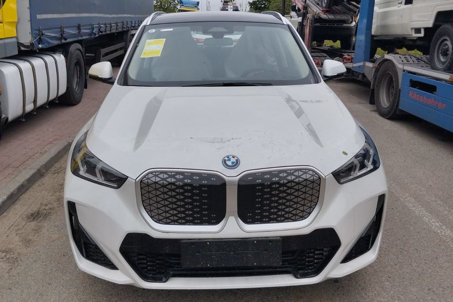 Продам BMW iX1 XDrive 30 L 2025 года в Одессе