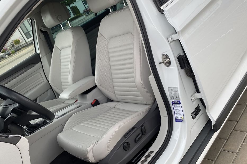 Продам Volkswagen Passat Alltrack 2020 года в Луцке