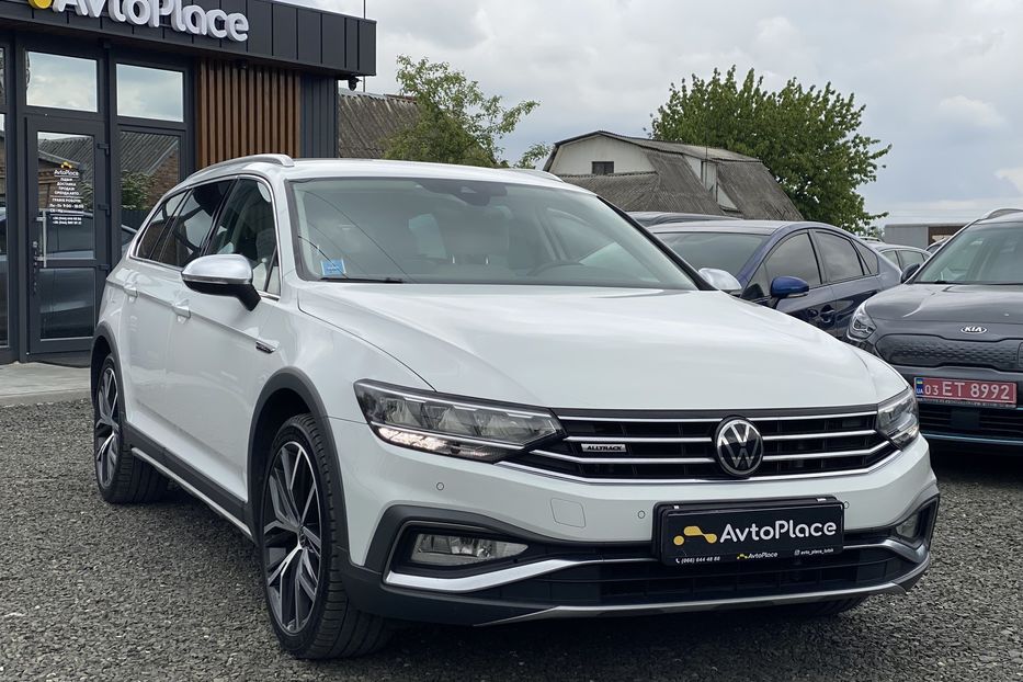 Продам Volkswagen Passat Alltrack 2020 года в Луцке