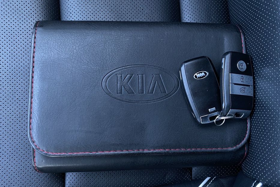 Продам Kia Niro 64kWhМакс.комплектаціяPrestige 2020 года в Львове