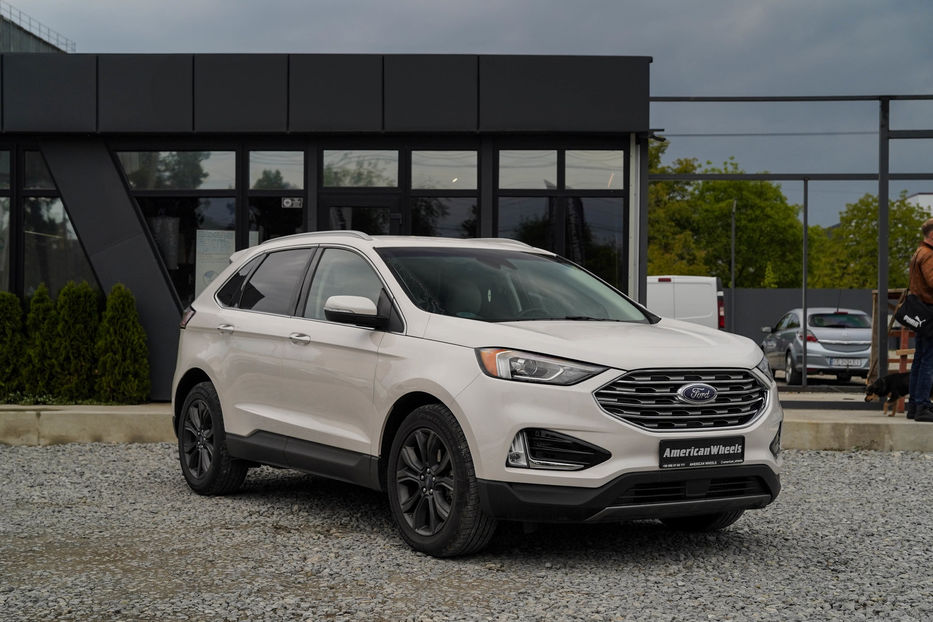 Продам Ford Edge Titanium 2019 года в Черновцах