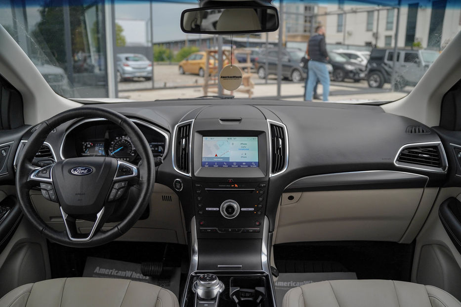 Продам Ford Edge Titanium 2019 года в Черновцах