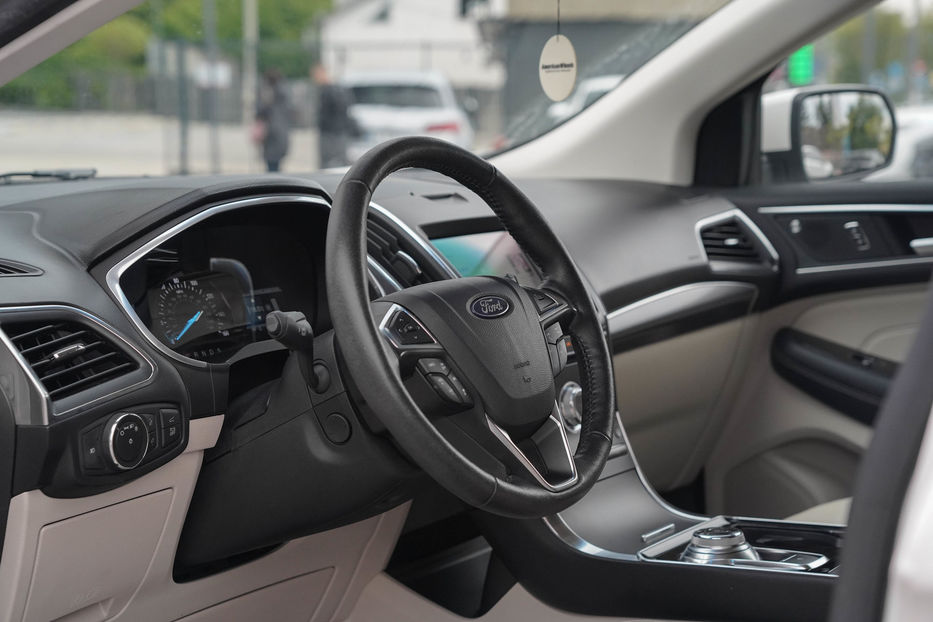 Продам Ford Edge Titanium 2019 года в Черновцах