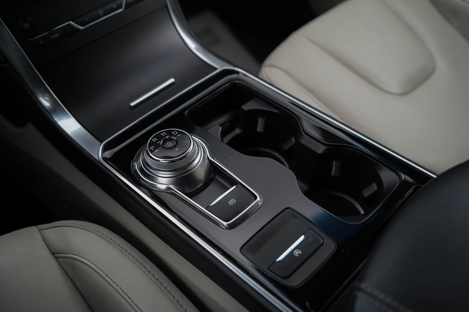 Продам Ford Edge Titanium 2019 года в Черновцах