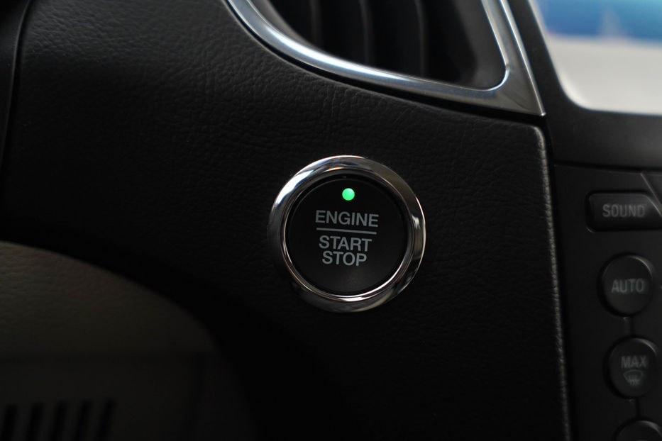 Продам Ford Edge Titanium 2019 года в Черновцах