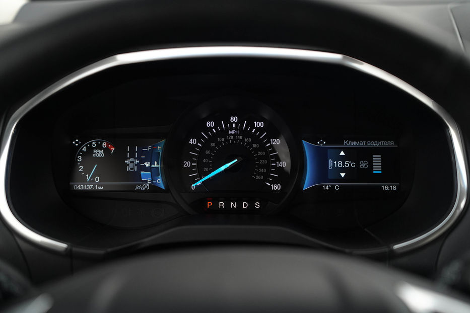 Продам Ford Edge Titanium 2019 года в Черновцах