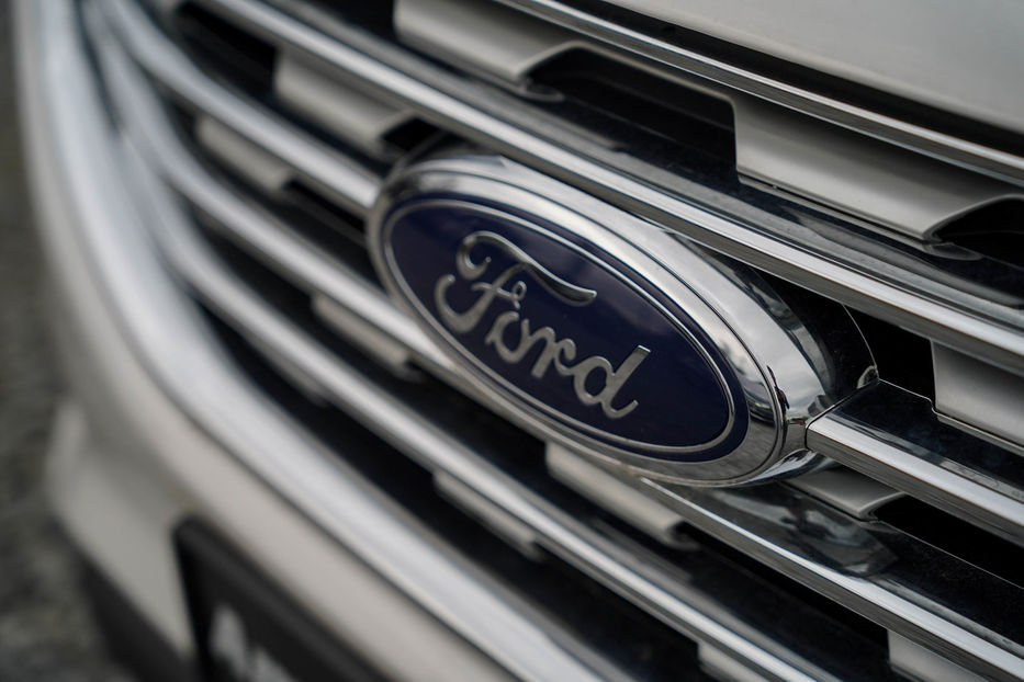 Продам Ford Edge Titanium 2019 года в Черновцах