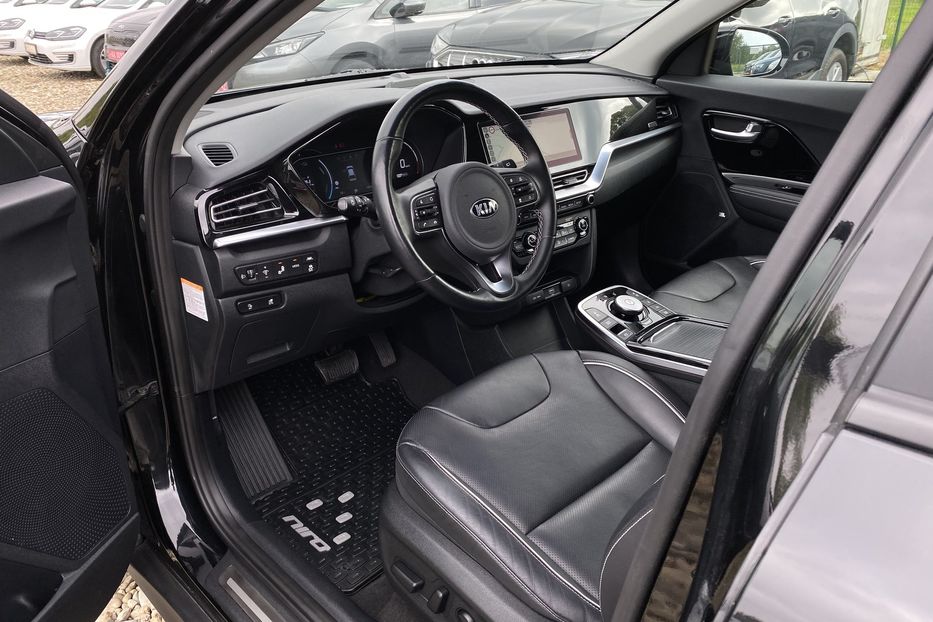 Продам Kia Niro 64kWhМакс.комплектаціяPrestige 2020 года в Львове