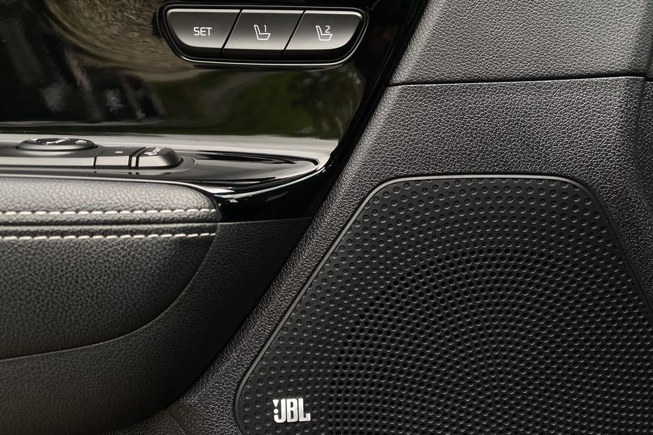 Продам Kia Niro 64kWhМакс.комплектаціяPrestige 2020 года в Львове