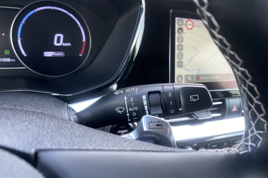 Продам Kia Niro 64kWhМакс.комплектаціяPrestige 2020 года в Львове