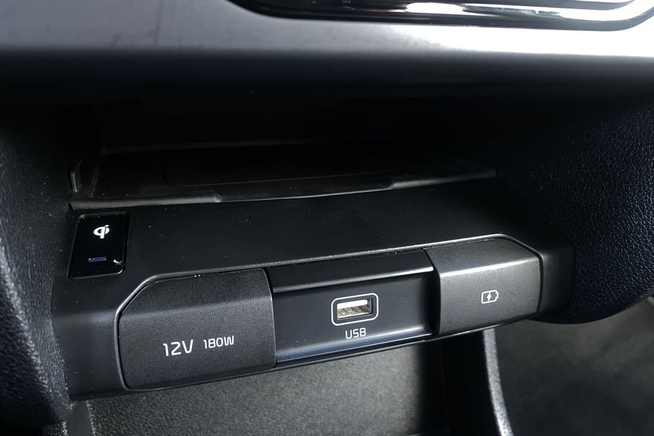 Продам Kia Niro 64kWhМакс.комплектаціяPrestige 2020 года в Львове