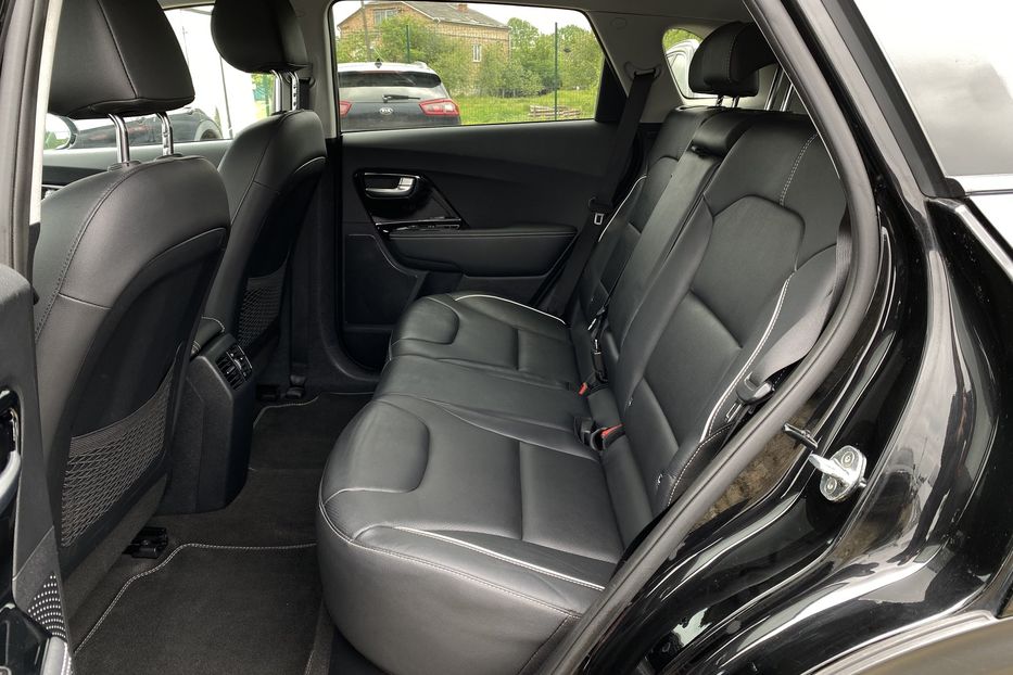 Продам Kia Niro 64kWhМакс.комплектаціяPrestige 2020 года в Львове