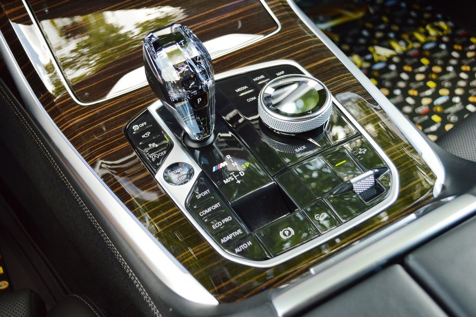 Продам BMW X7 M50D 2021 года в Одессе